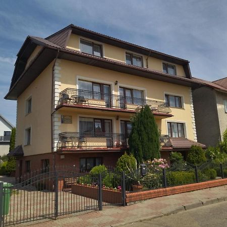 Karolinka Leba Apartman Kültér fotó