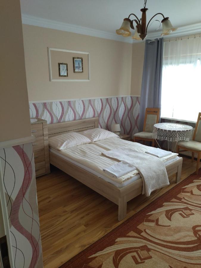 Karolinka Leba Apartman Kültér fotó