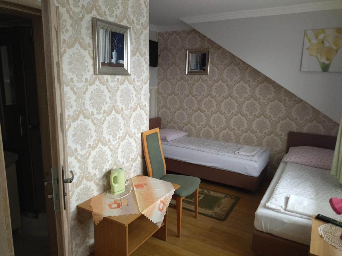 Karolinka Leba Apartman Kültér fotó