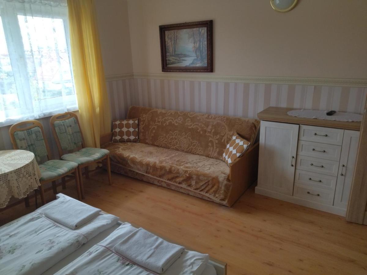 Karolinka Leba Apartman Kültér fotó