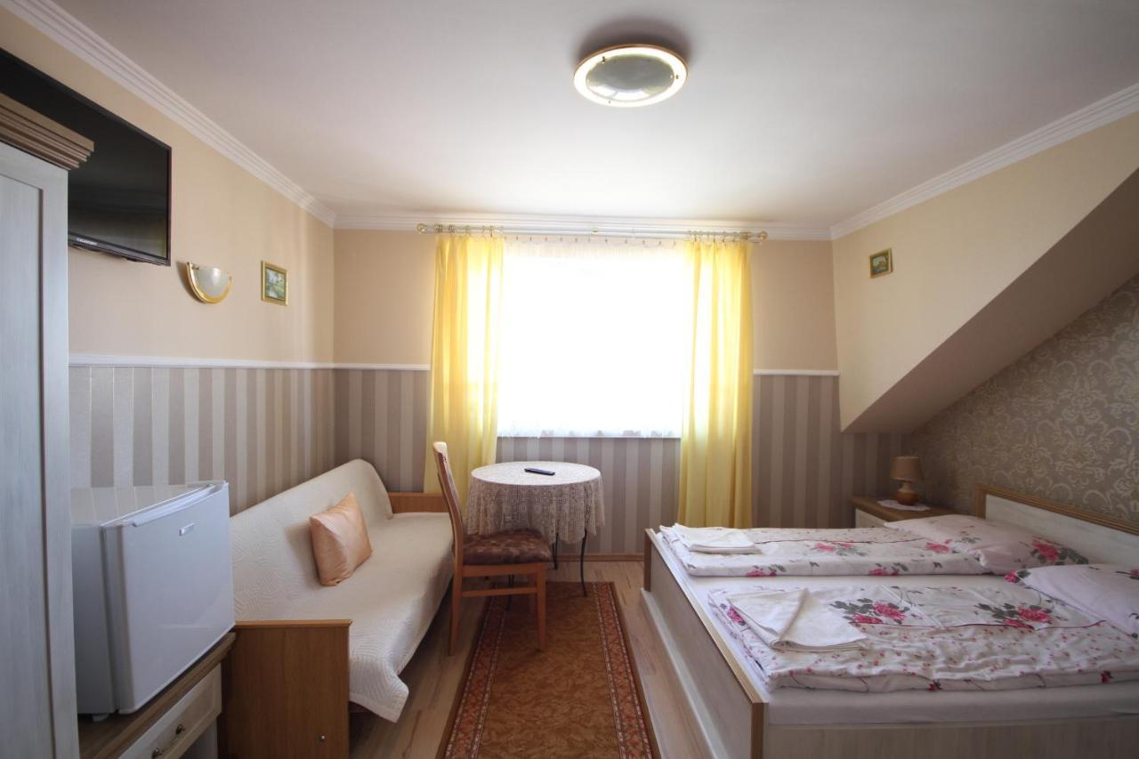 Karolinka Leba Apartman Kültér fotó