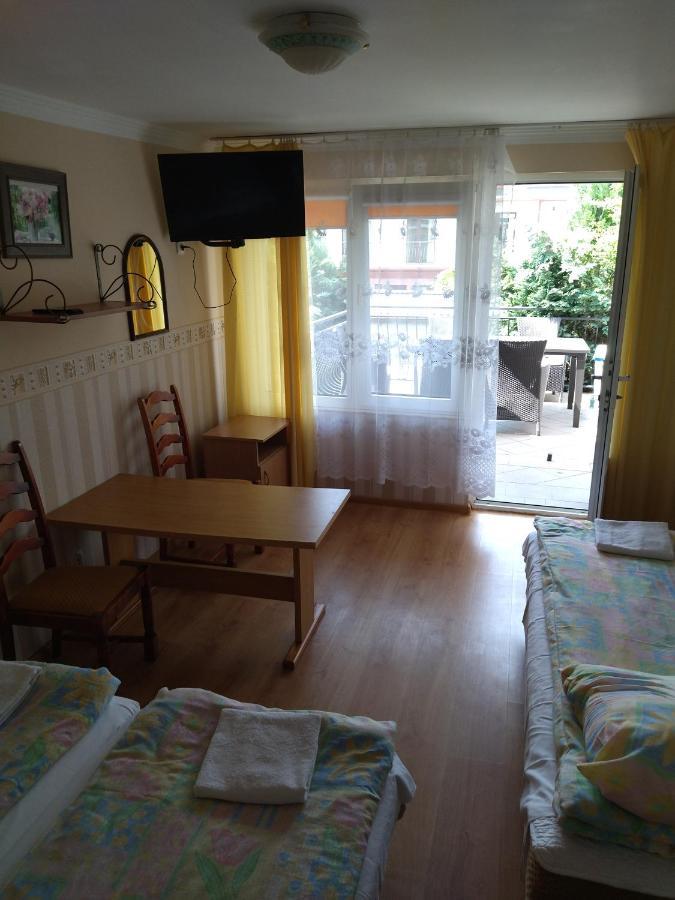 Karolinka Leba Apartman Kültér fotó