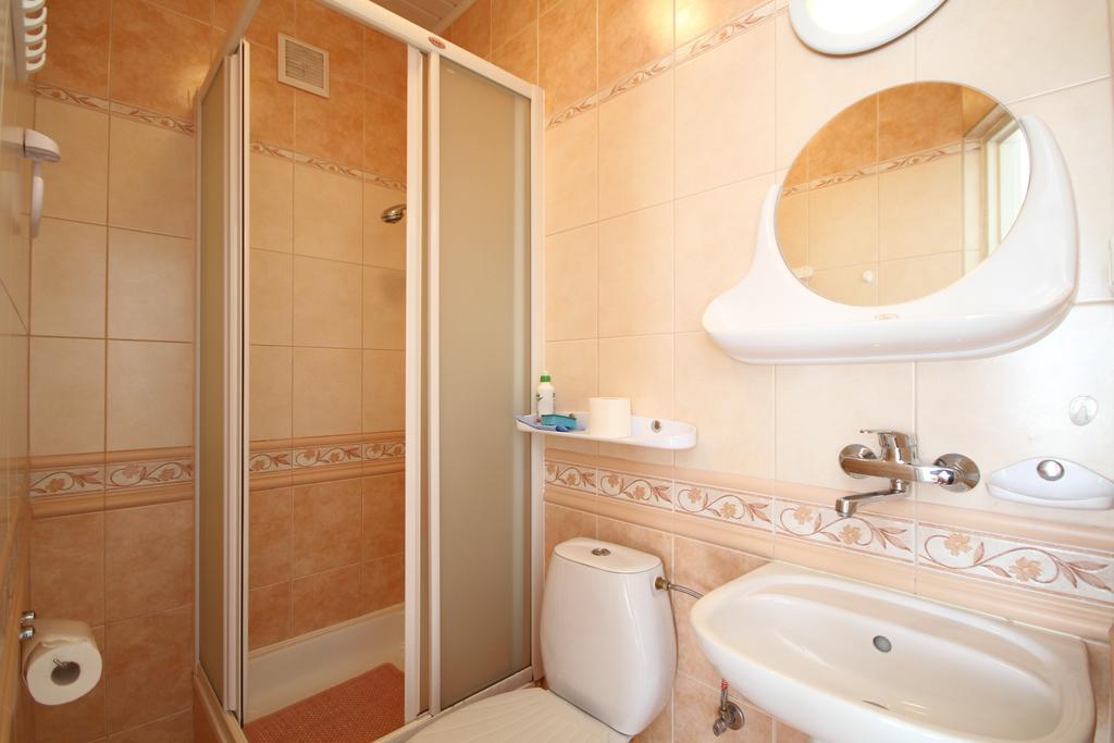 Karolinka Leba Apartman Kültér fotó